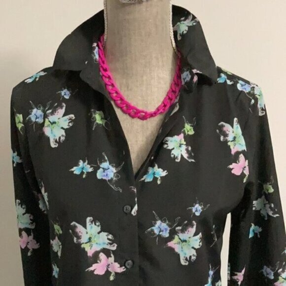 Banana Republic Black Floral Button Down Shirt - Picture 3 of 13
